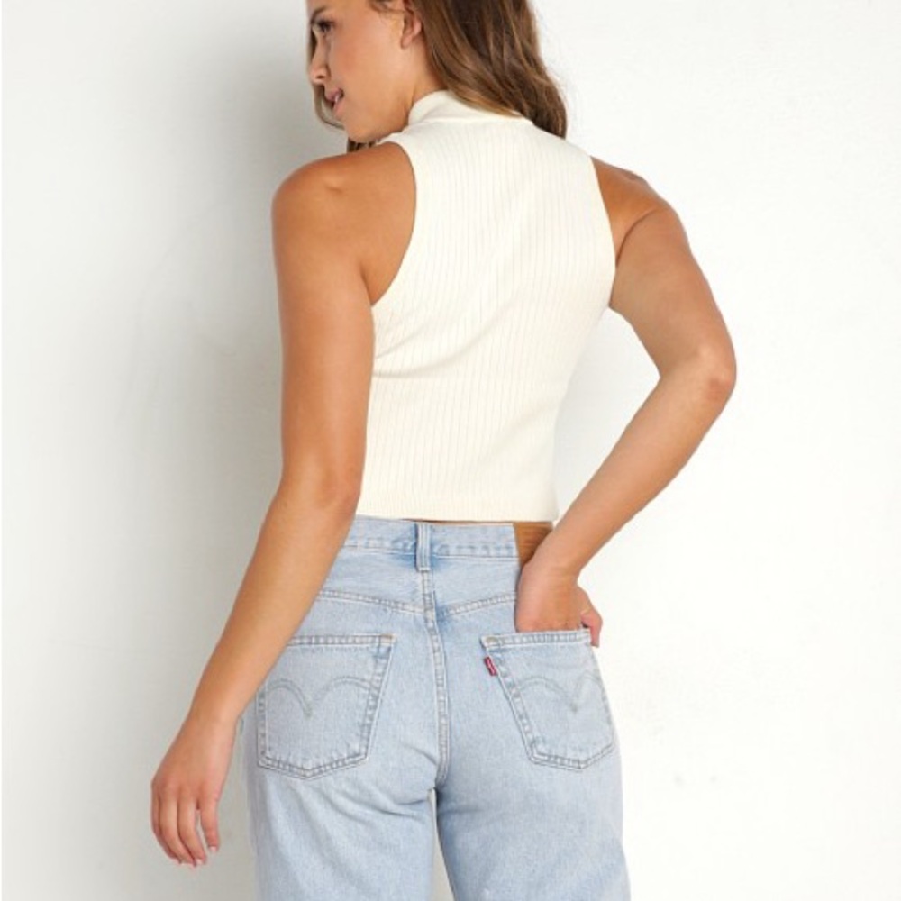 Show Me Your Mumu
Charlie Zip Top Cream Rib Knit - Picture 3 of 3